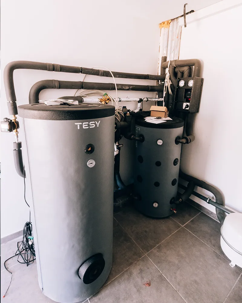 Heizungsraum mit Wärmepumpe – Tostedter Straße