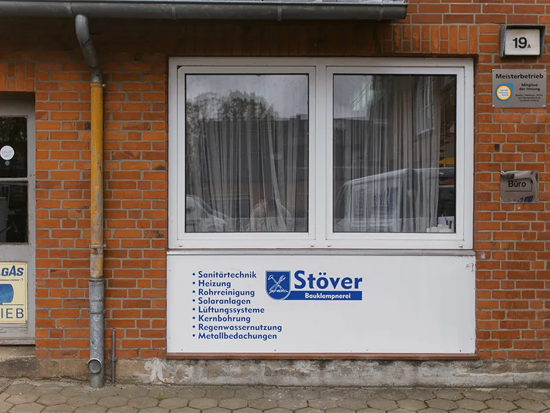 Firmengebäude der Bauklempnerei Stöver in Tostedt, Freudenthalstraße 19a